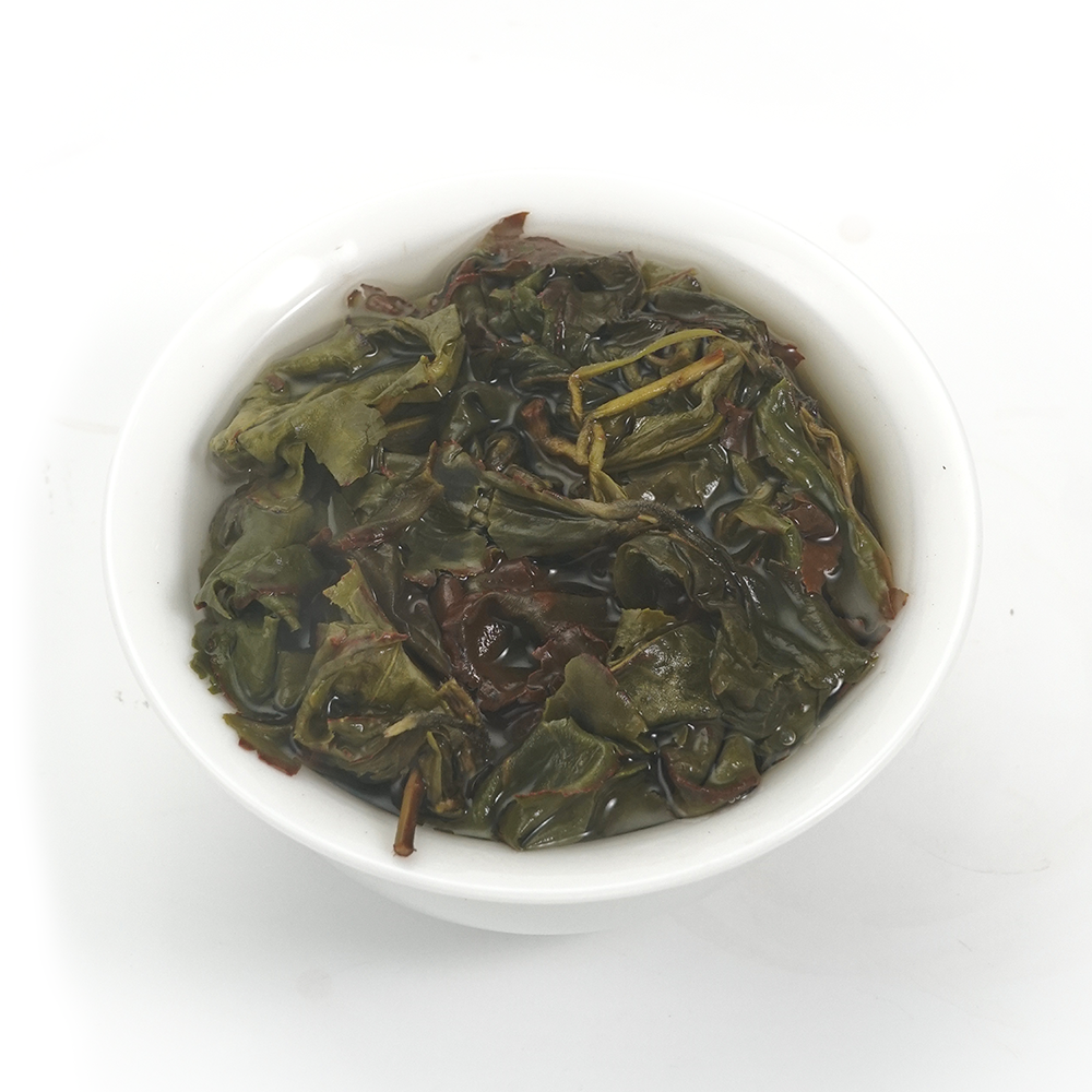 Infused oolong tea leaves showing Fujian Narcissus cultivar quality