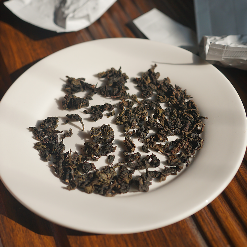 Best roasted oolong tea dry pellets Jin Gui Tie Guan Yin