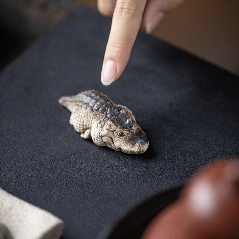 Tea Pets | Chubby Crocodile Baby Pair